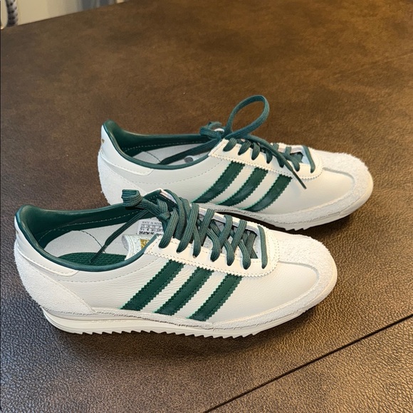 adidas Shoes - Adidas Women’s SL 72 OG Off White/Collegiate Green Sneakers, Women's Sz 5.5 EUC